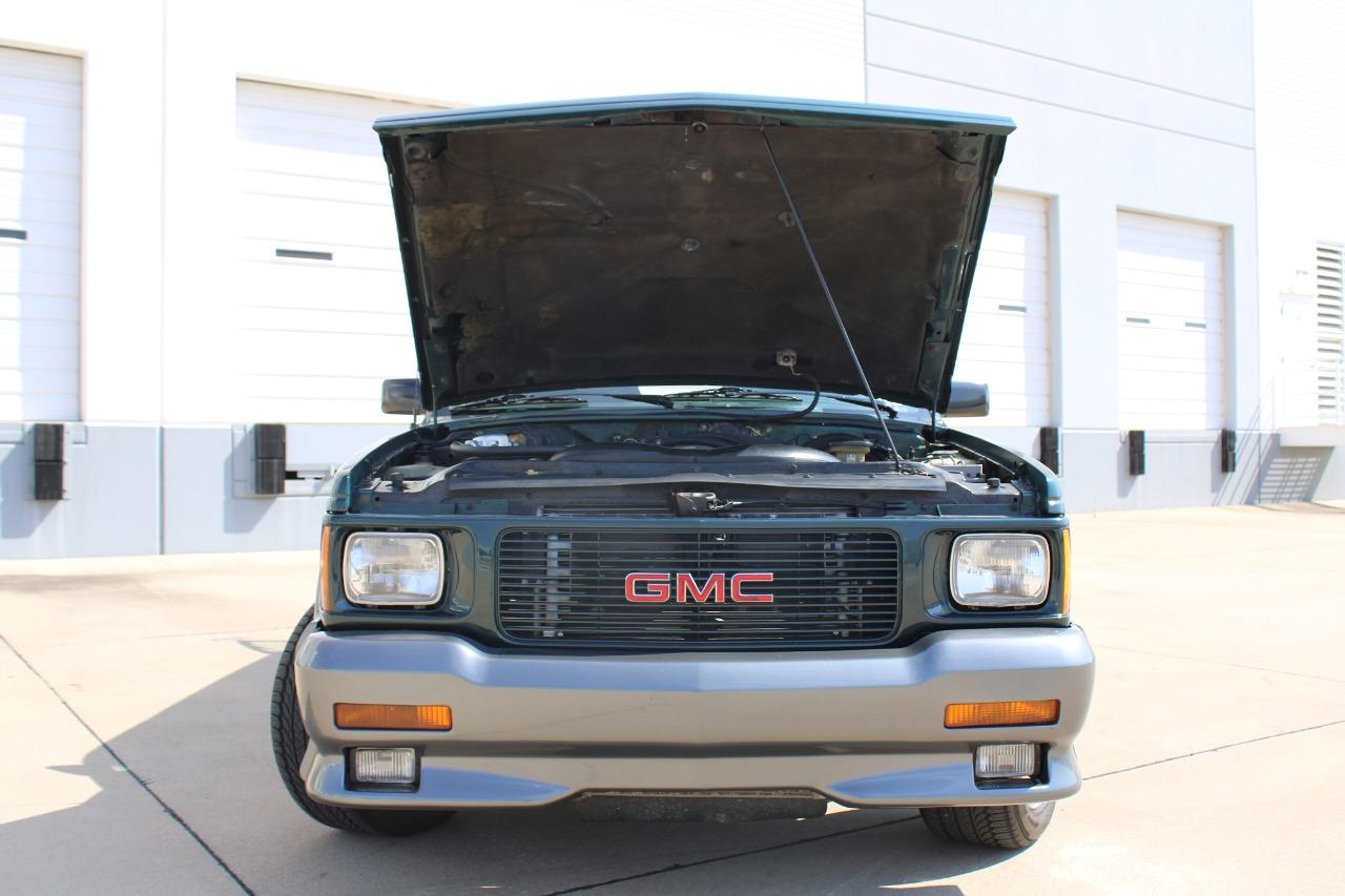 1993 GMC Typhoon