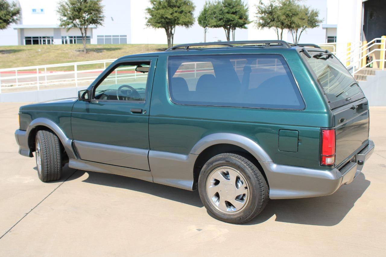 1993 GMC Typhoon