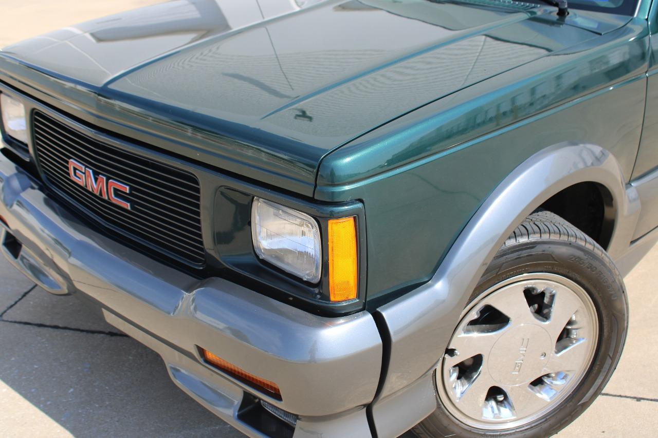 1993 GMC Typhoon