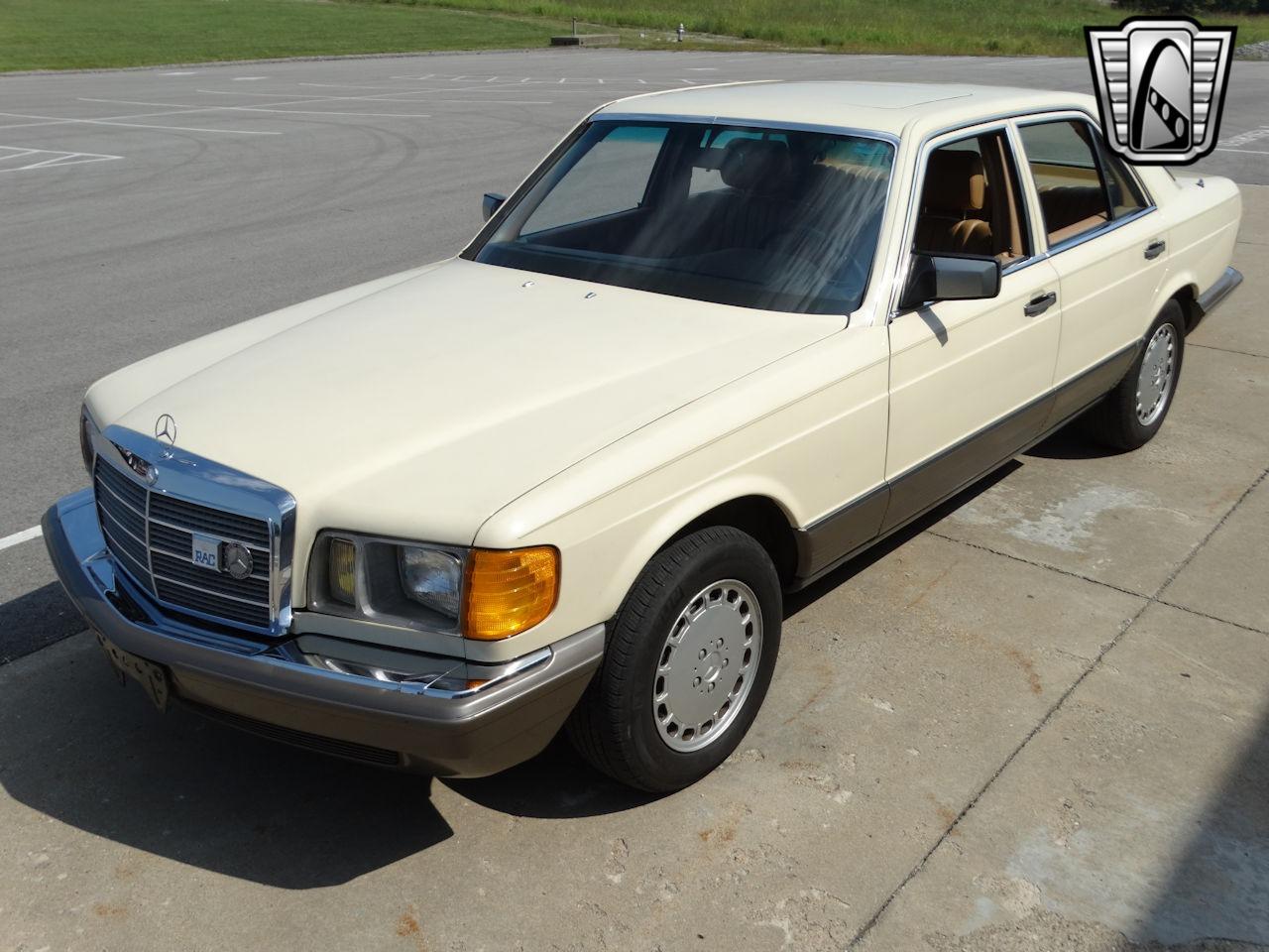 1982 Mercedes - Benz 300SD