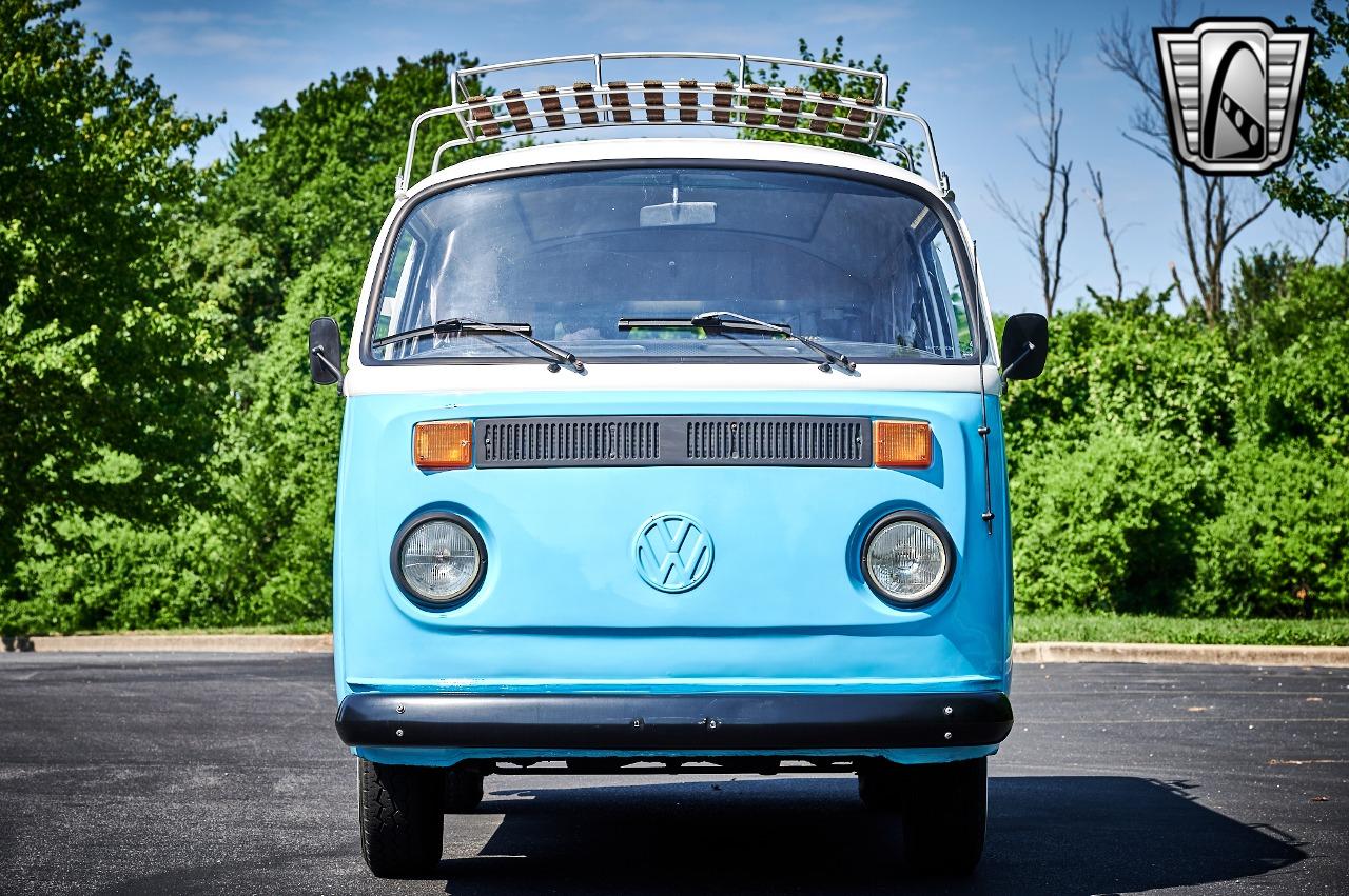 1990 Volkswagen Bus