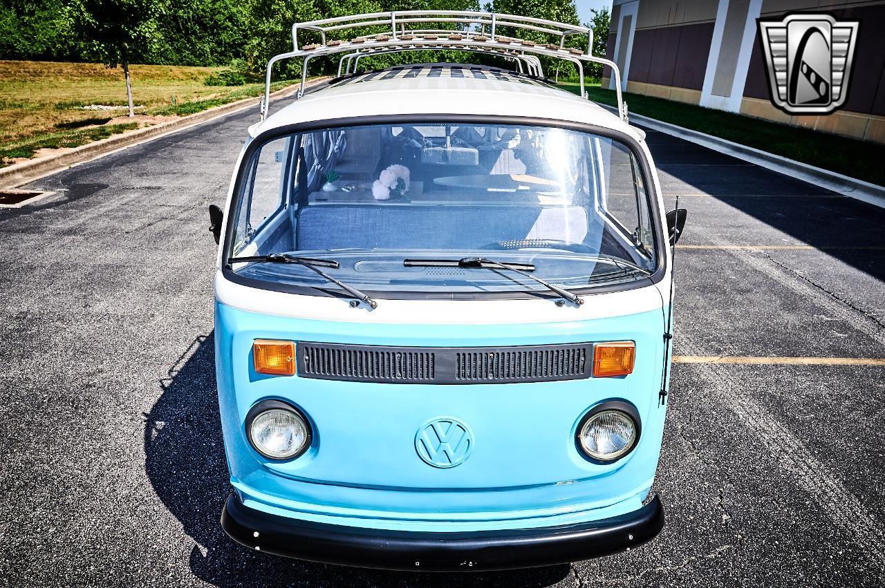 1990 Volkswagen Bus