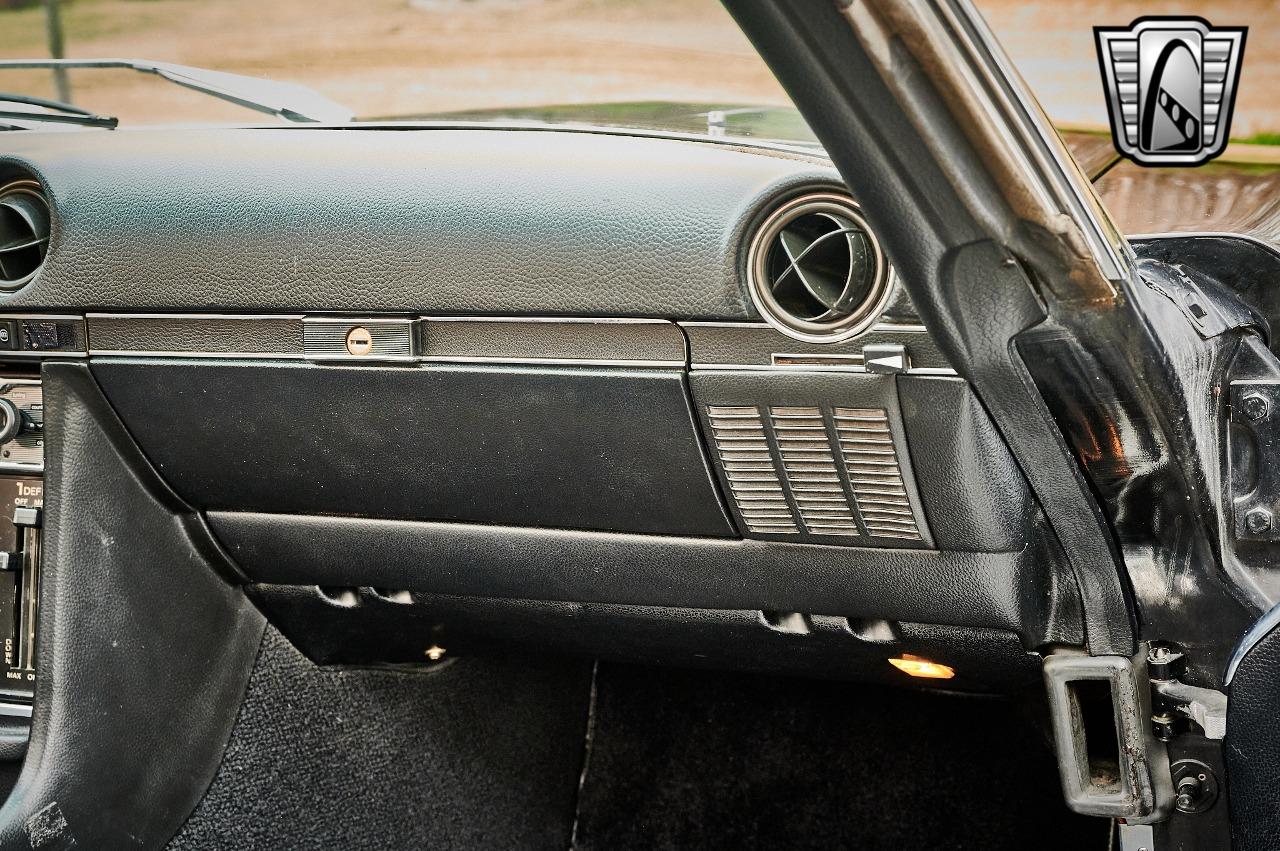 1977 Mercedes - Benz 4510SL