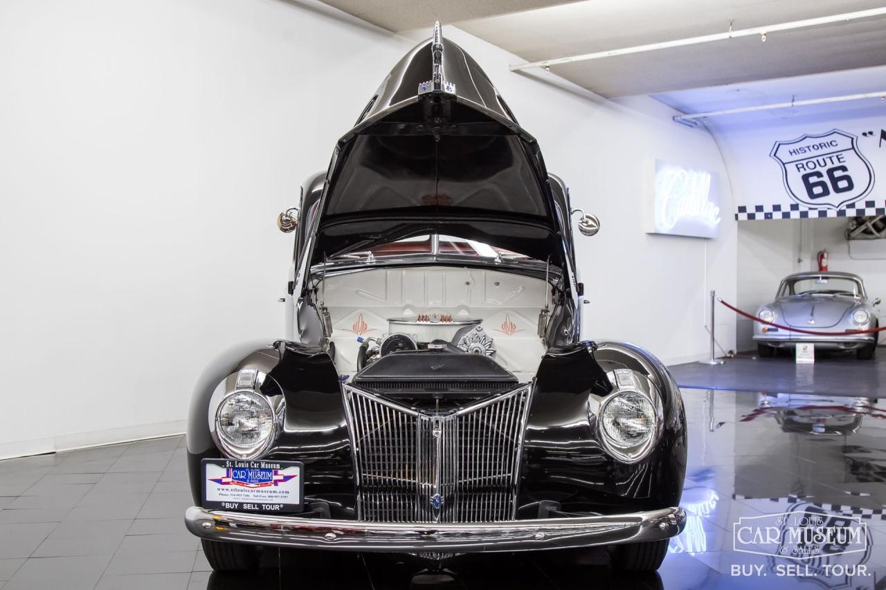 1940 Ford Standard Tudor