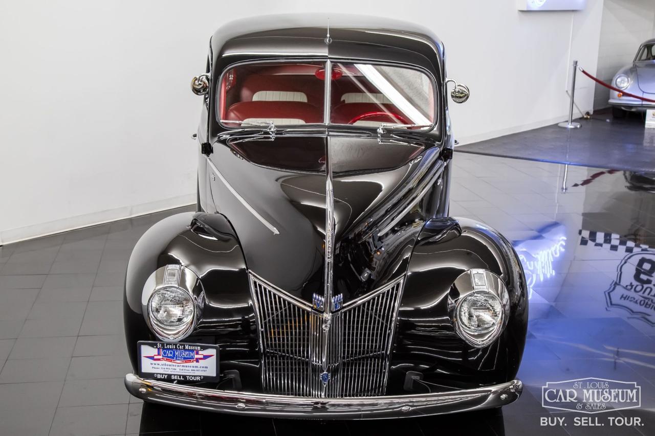 1940 Ford Standard Tudor