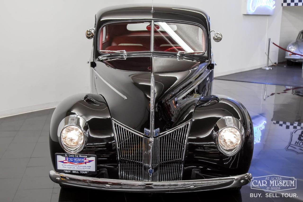 1940 Ford Standard Tudor