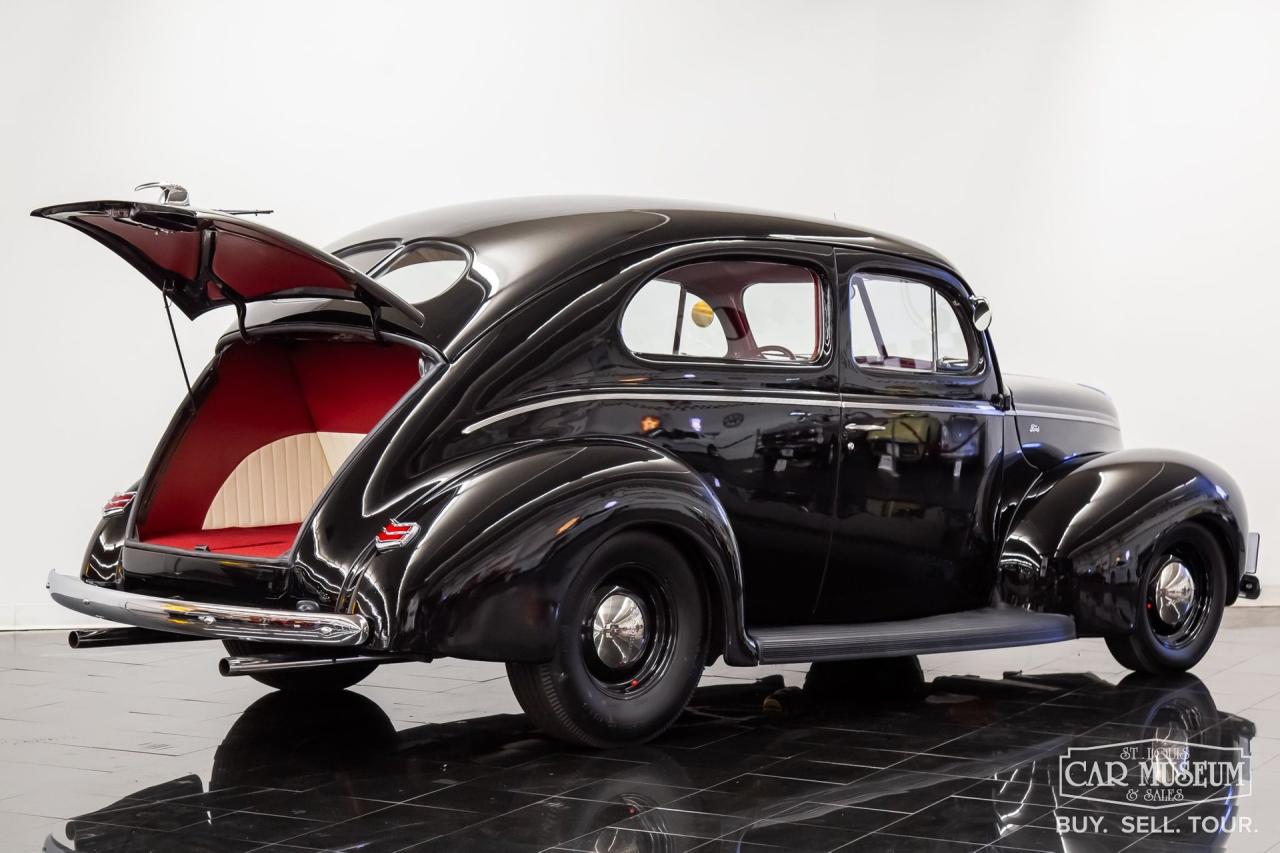 1940 Ford Standard Tudor