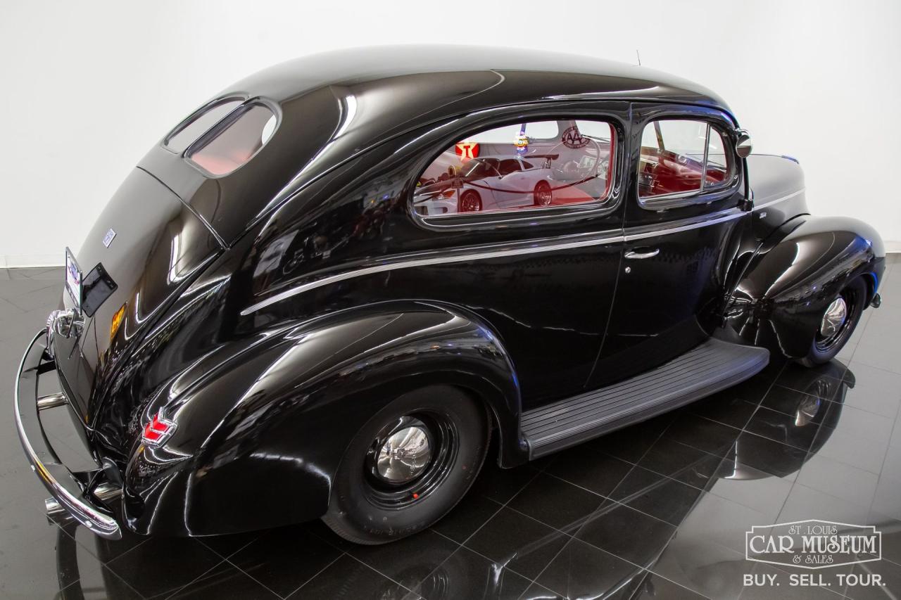 1940 Ford Standard Tudor