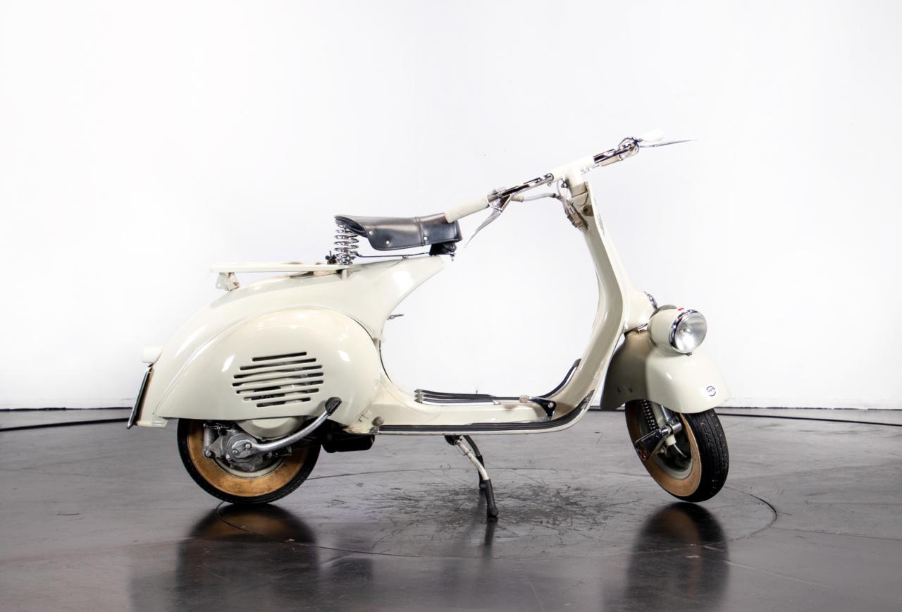 1953 Piaggio Vespa 125