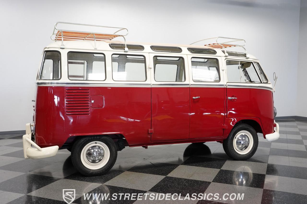 1971 Volkswagen Type 2 23 Window Deluxe