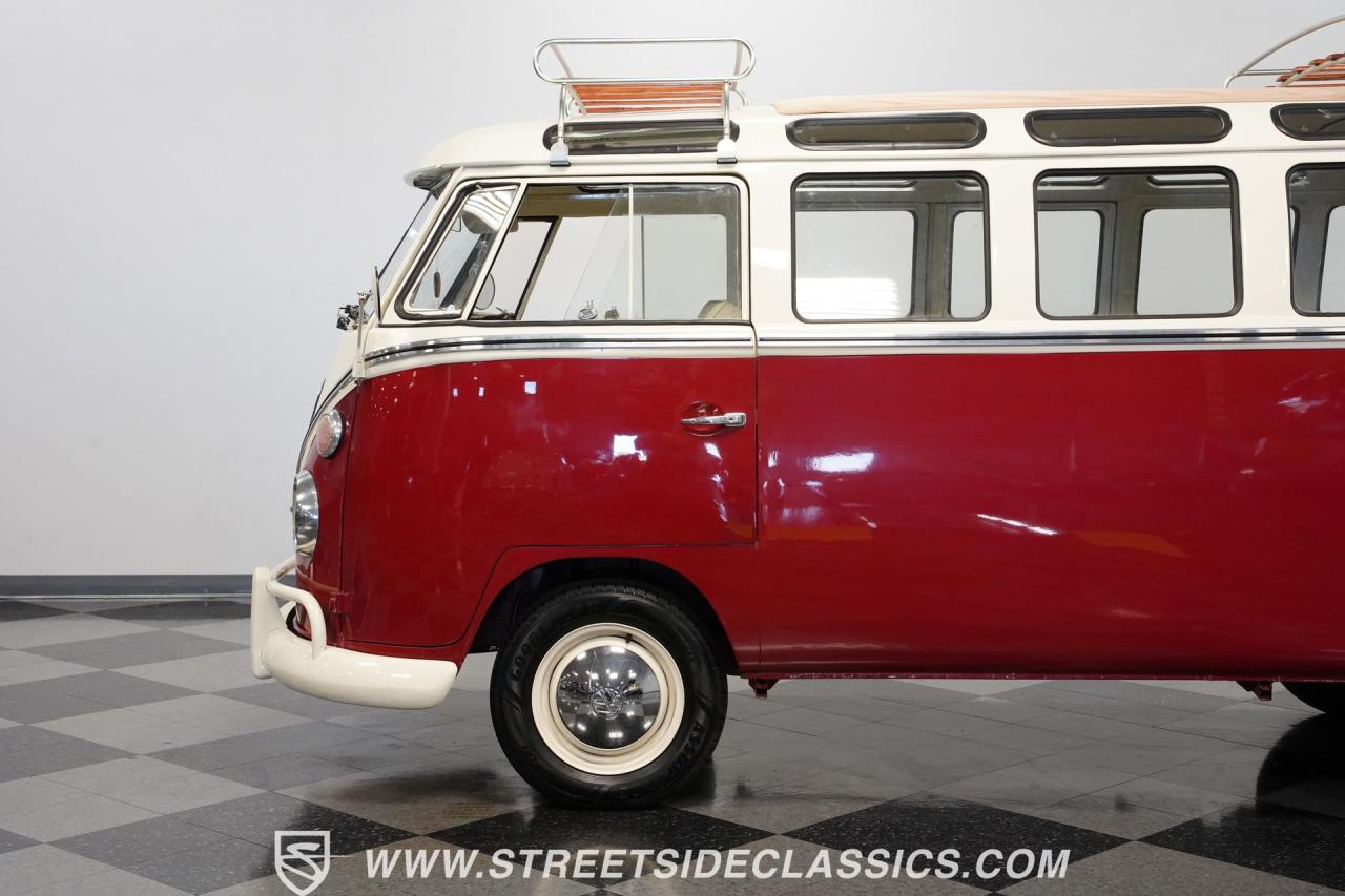 1971 Volkswagen Type 2 23 Window Deluxe