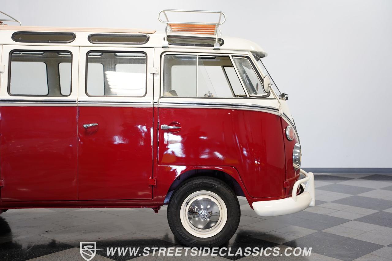 1971 Volkswagen Type 2 23 Window Deluxe