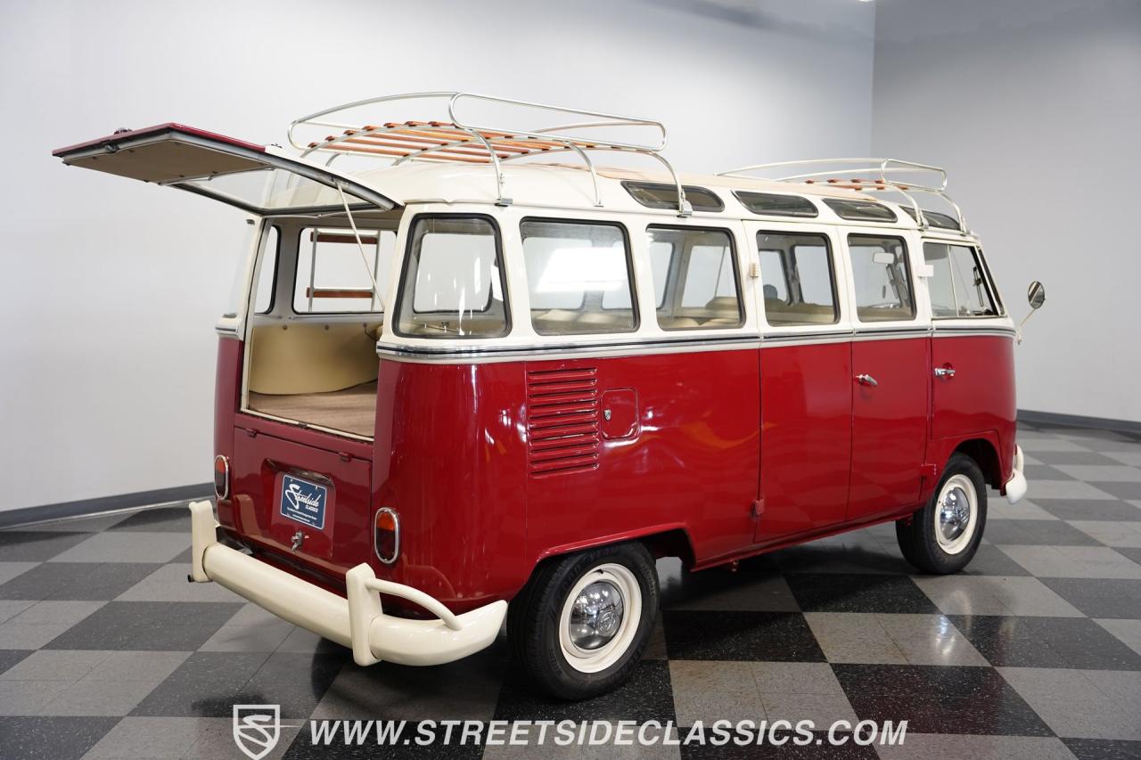 1971 Volkswagen Type 2 23 Window Deluxe