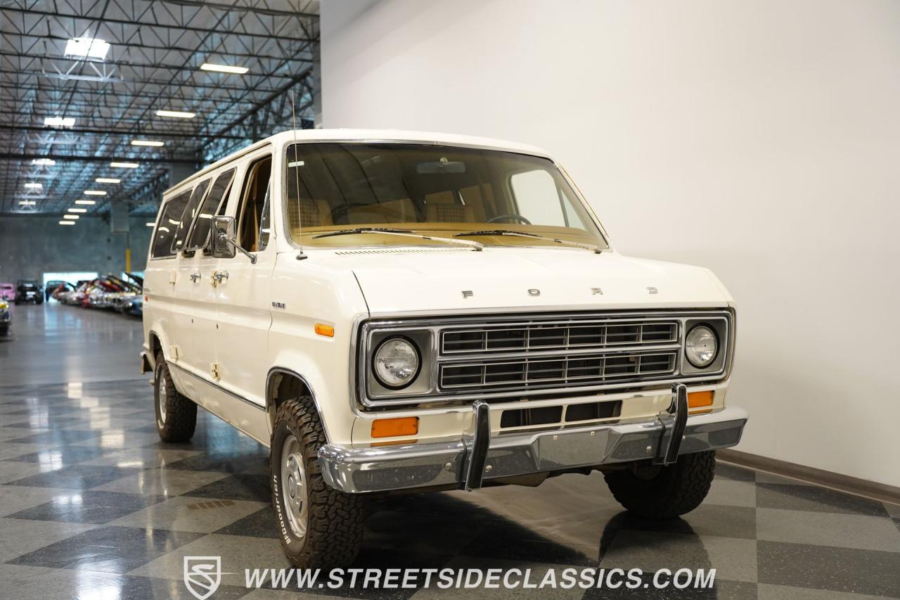 1977 Ford Econoline Custom Camper