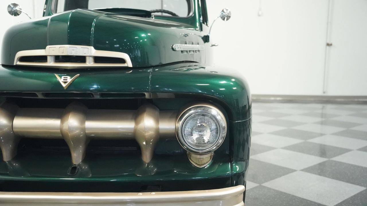 1951 Ford F-1