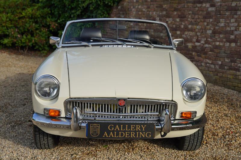 1980 MG B Tourer