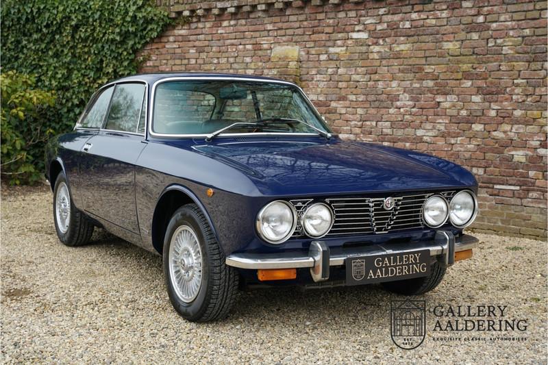 1974 Alfa Romeo GTV 2000 Bertone