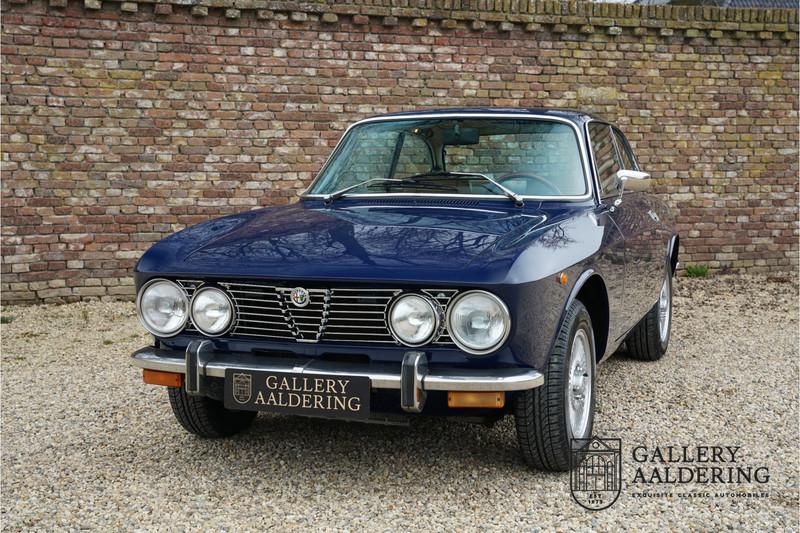 1974 Alfa Romeo GTV 2000 Bertone