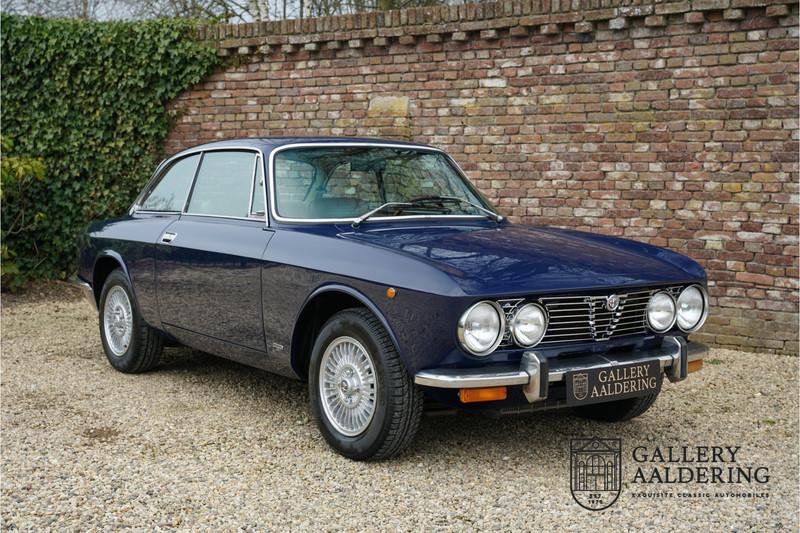 1974 Alfa Romeo GTV 2000 Bertone