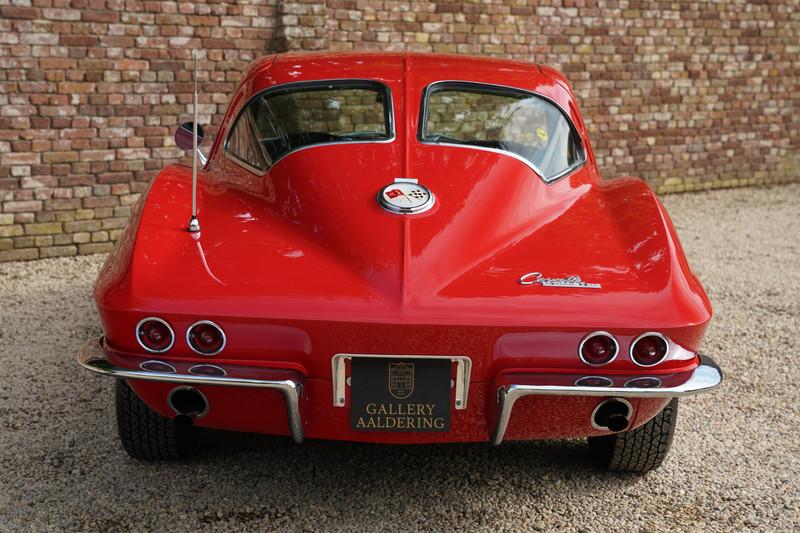 1963 Corvette C2 Sting Ray Split Window