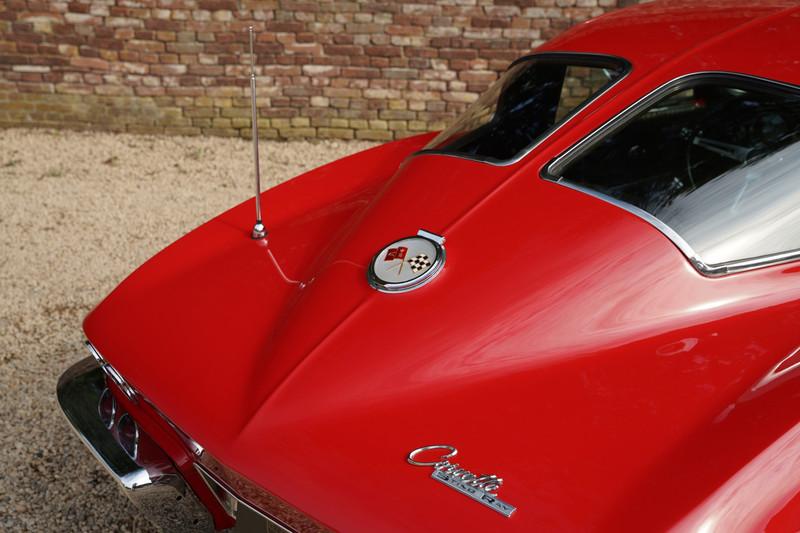 1963 Corvette C2 Sting Ray Split Window