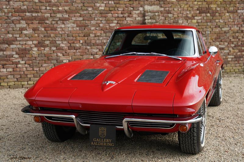 1963 Corvette C2 Sting Ray Split Window