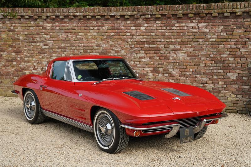 1963 Corvette C2 Sting Ray Split Window