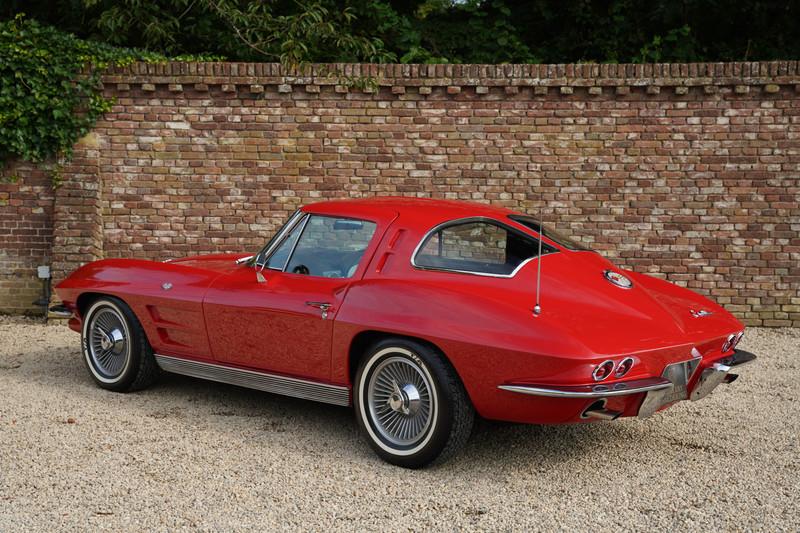 1963 Corvette C2 Sting Ray Split Window