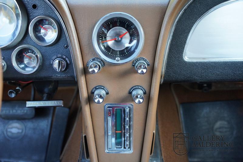 1963 Corvette C2 Sting Ray Coup&eacute; Split window