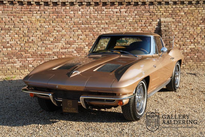 1963 Corvette C2 Sting Ray Coup&eacute; Split window