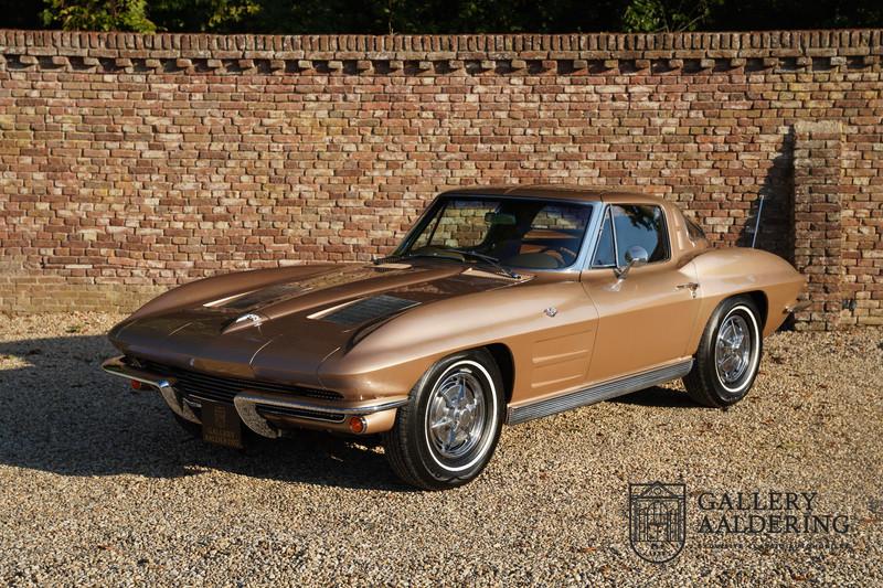 1963 Corvette C2 Sting Ray Coup&eacute; Split window