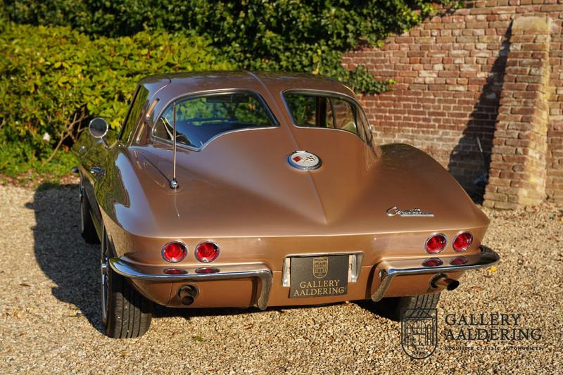 1963 Corvette C2 Sting Ray Coup&eacute; Split window