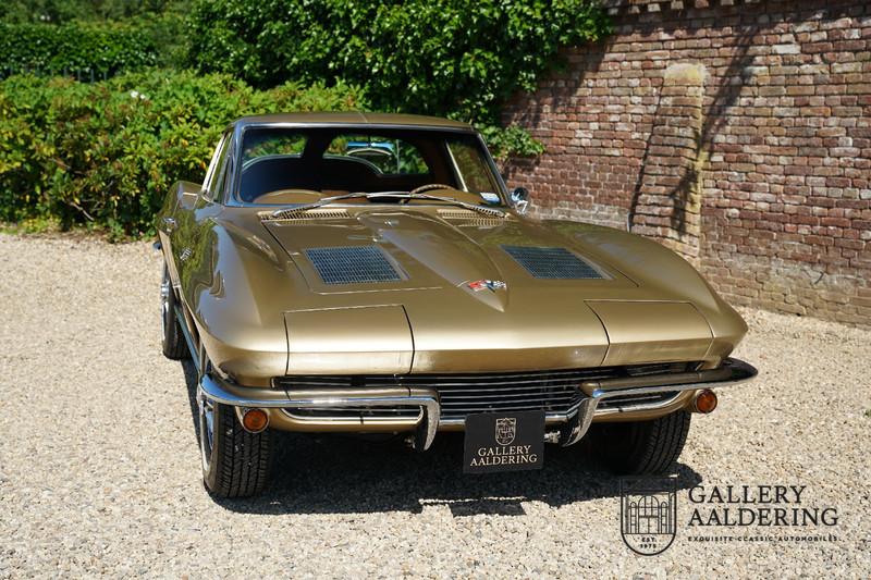 1963 Corvette C2 Sting Ray Split Window