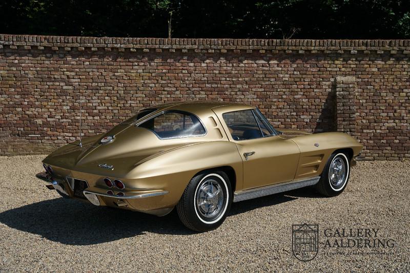 1963 Corvette C2 Sting Ray Split Window