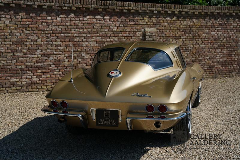 1963 Corvette C2 Sting Ray Split Window