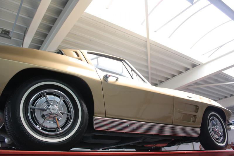 1963 Corvette C2 Sting Ray Split Window