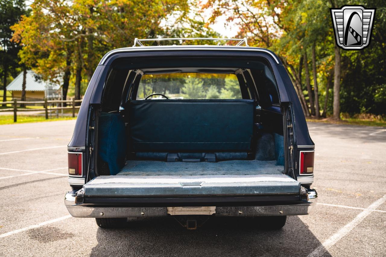 1985 Chevrolet C10 Suburban