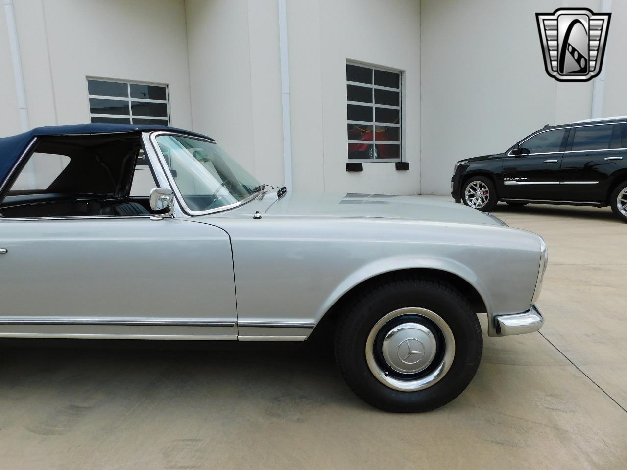 1965 Mercedes - Benz SL-Class