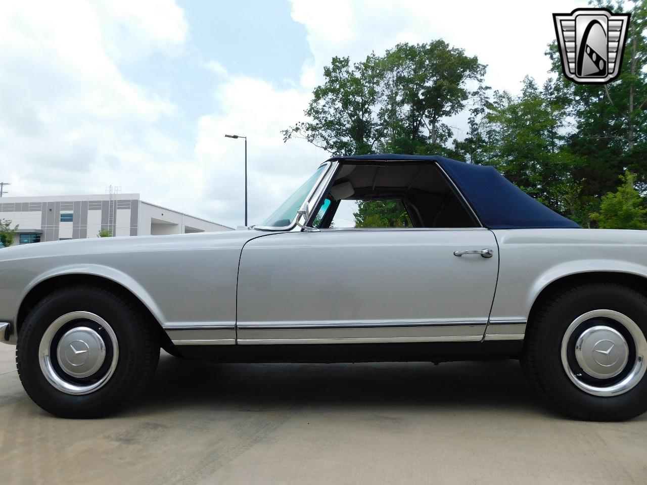 1965 Mercedes - Benz SL-Class