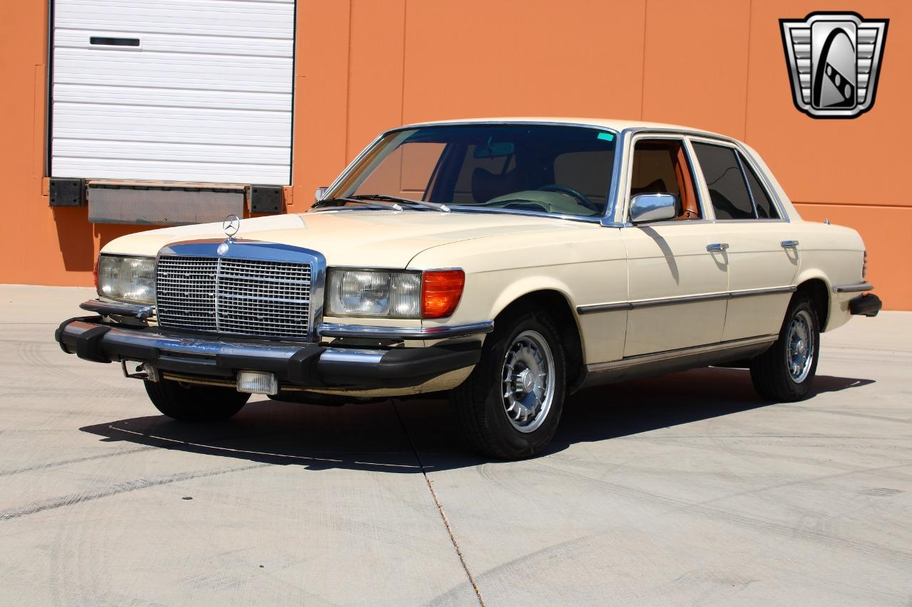 1980 Mercedes - Benz 300