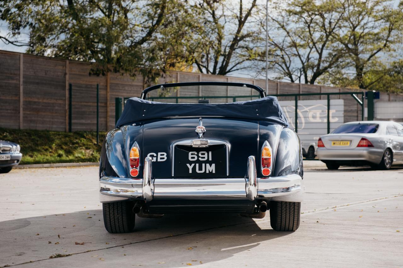 1960 Jaguar XK150