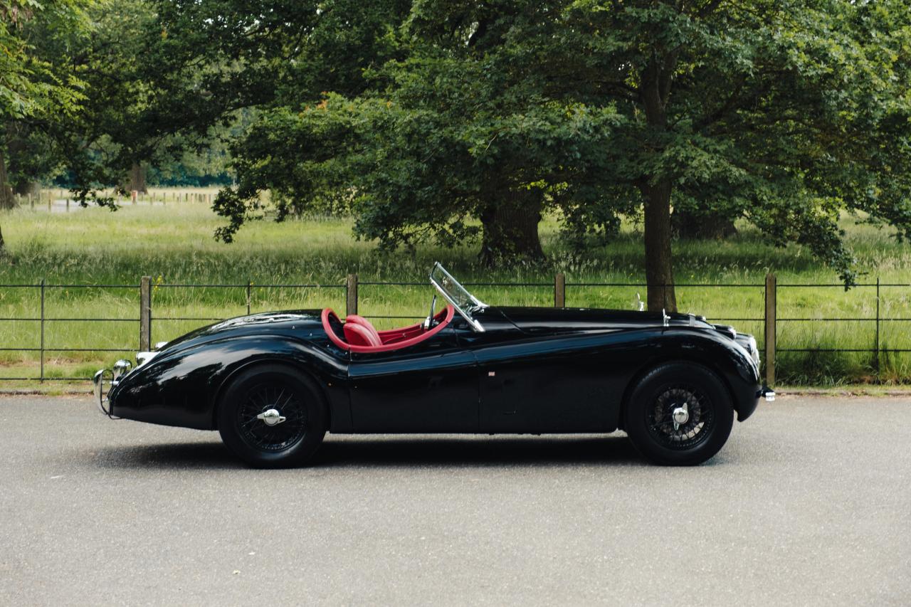 1953 Jaguar XK120 SE Roadster