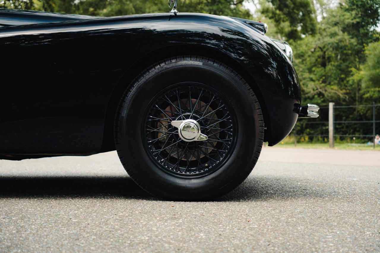 1953 Jaguar XK120 SE Roadster