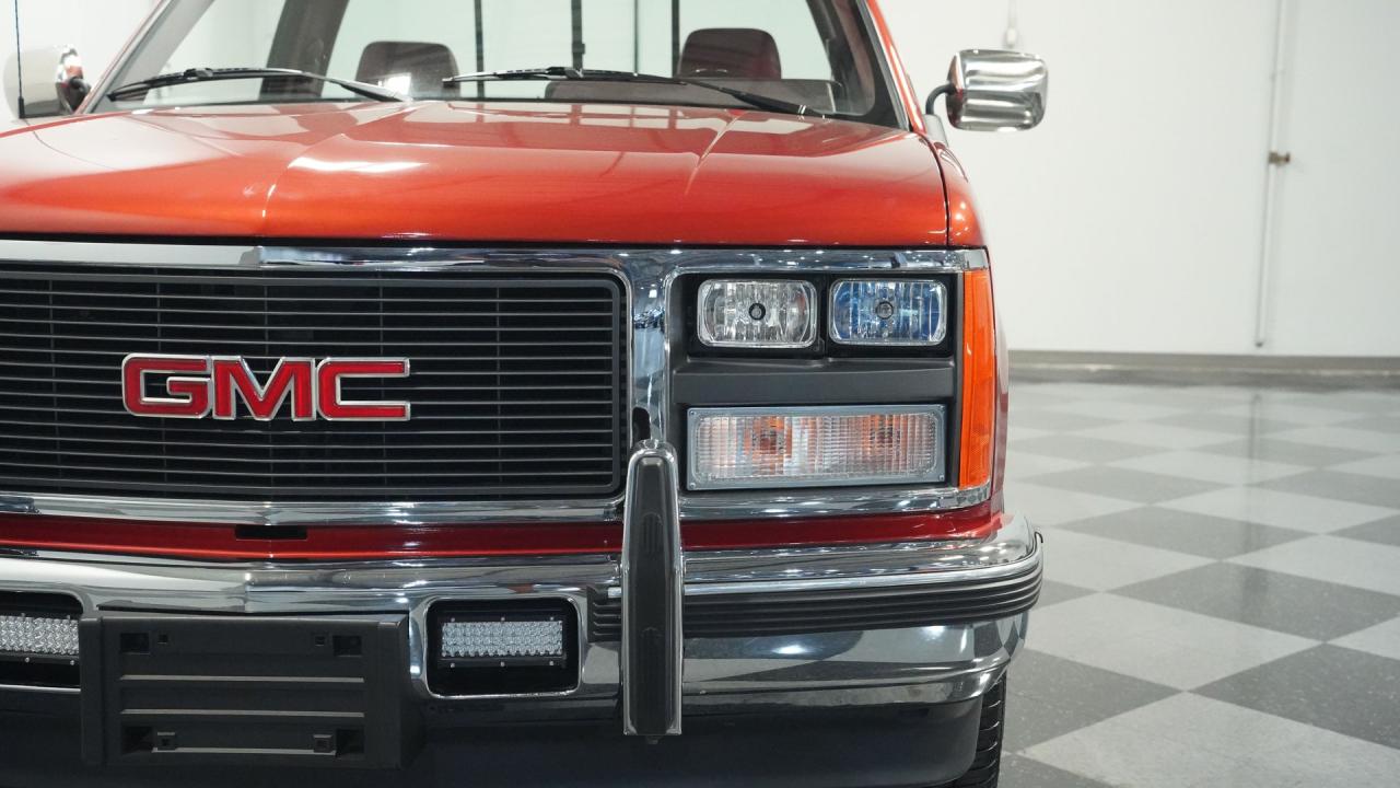 1989 GMC Sierra 1500 LS2 Restomod