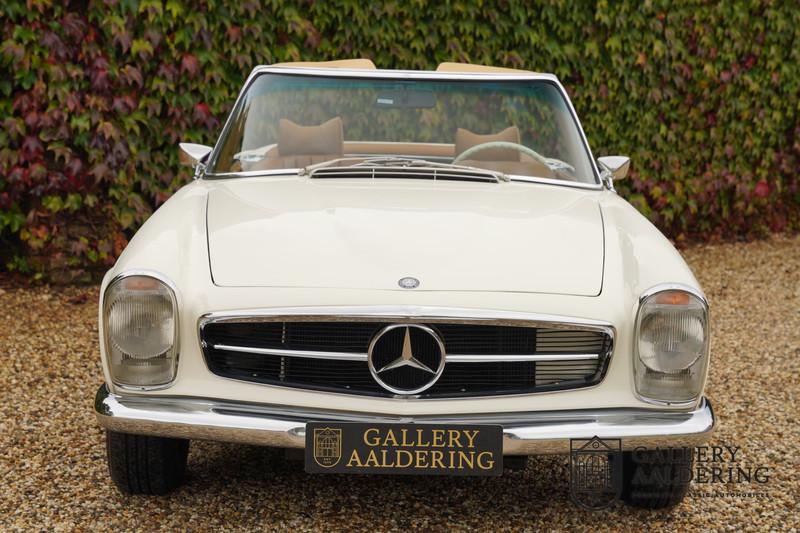 1970 Mercedes - Benz SL 280 Pagode