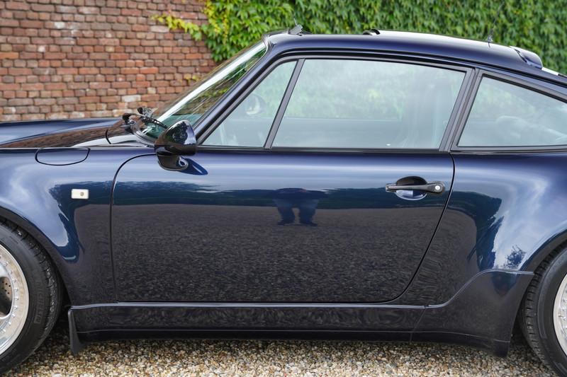 1991 Porsche 964 964 Turbo 3.3 &ldquo;Night Blue&rdquo;