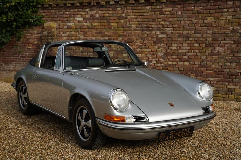 1969 Porsche 911 Urmodell T Soft Window Targa