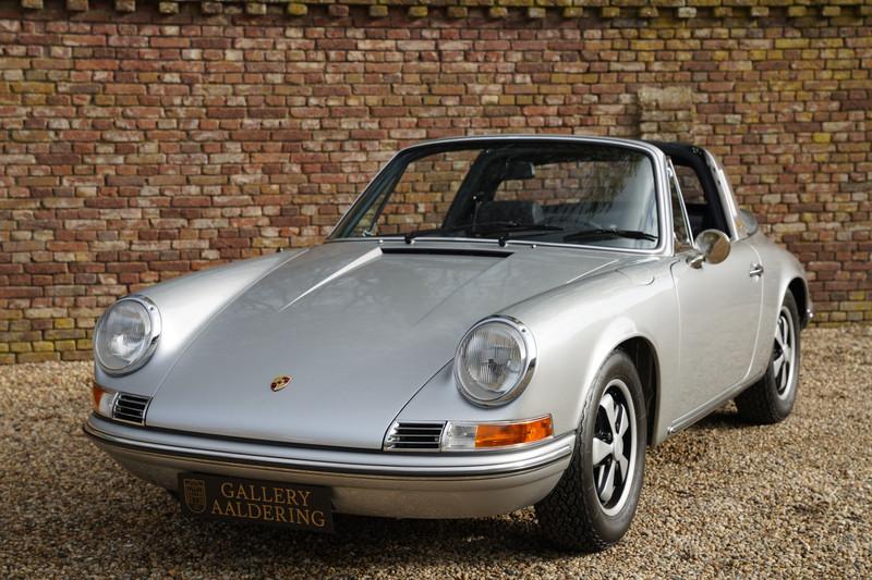 1969 Porsche 911 Urmodell T Soft Window Targa