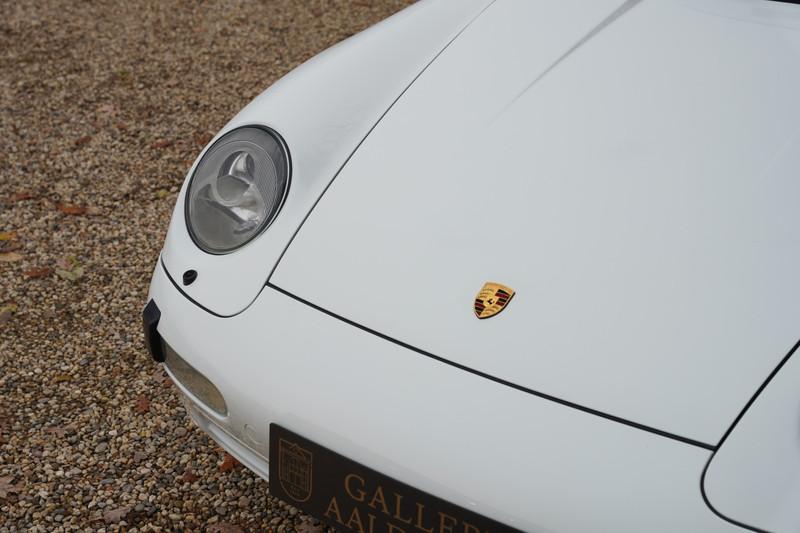 1995 Porsche 993 Carrera 2 Convertible ONLY 23000 MILES