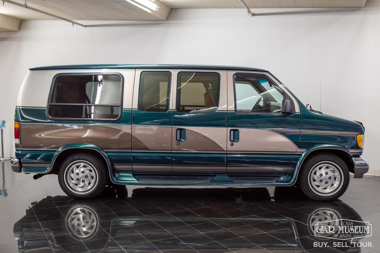 1994 Ford E-150 Econoline A&amp;J Conversion